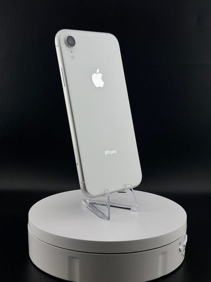 Apple iPhone XR 64GB Unlocked - White